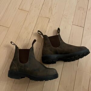 Brown Women’s Blundstone Boots
